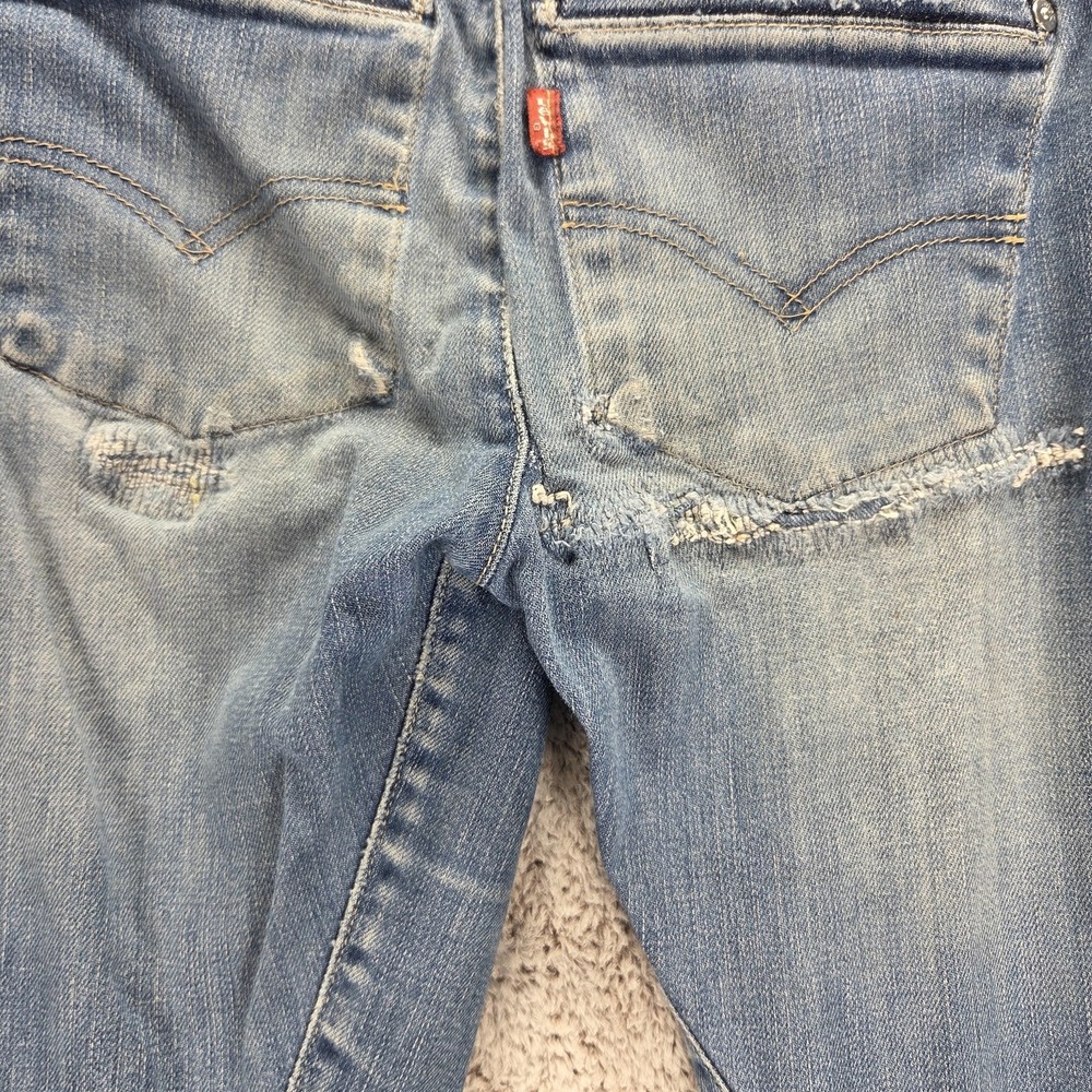 Vintage Levis Engineered Jeans Mens Blue Twisted Medium Wash Zip Fly Fits 26x30 - Picture 12 of 16